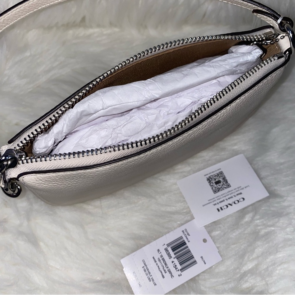 Coach leather Wristlet New Nolita 19 - Picture 7 of 10